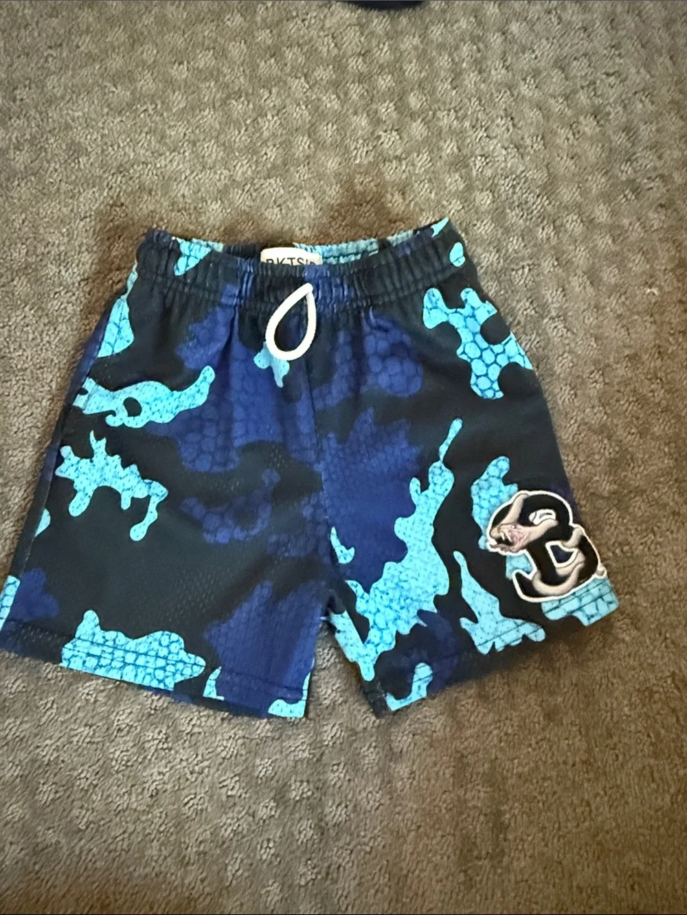 Bucketsquad youth shorts